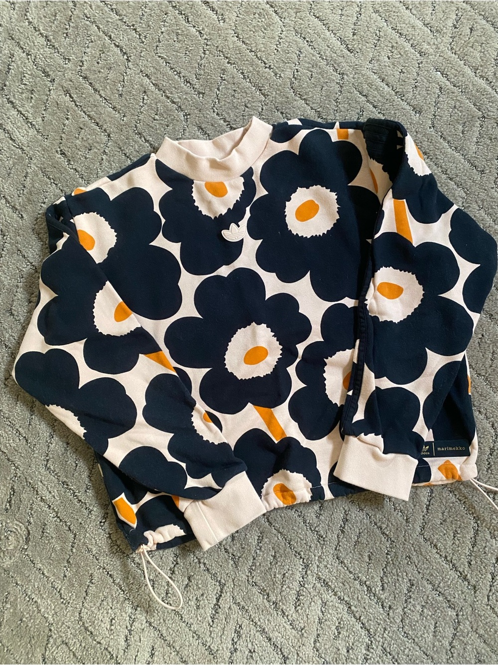 Adidas x Marimekko Set with Unikko Poppy Print - Picture 3 of 7